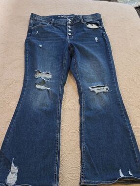 M Jeans Button Fly Dark Wash Distressed Flared Jeans (J507)